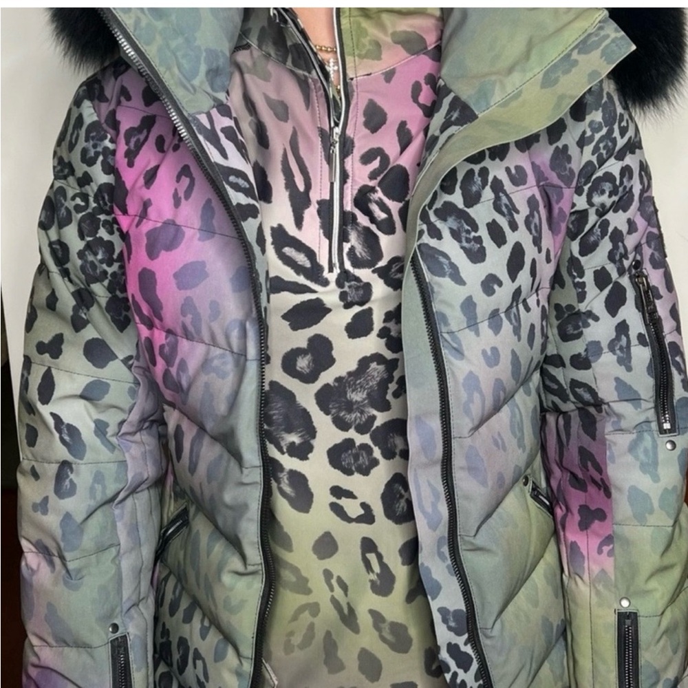 Women's SKEA Limited Olive Leopard 
Ski jacket with removable hood and shirt